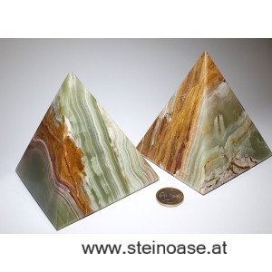 Pyramide Onyx-Marmor 10cm